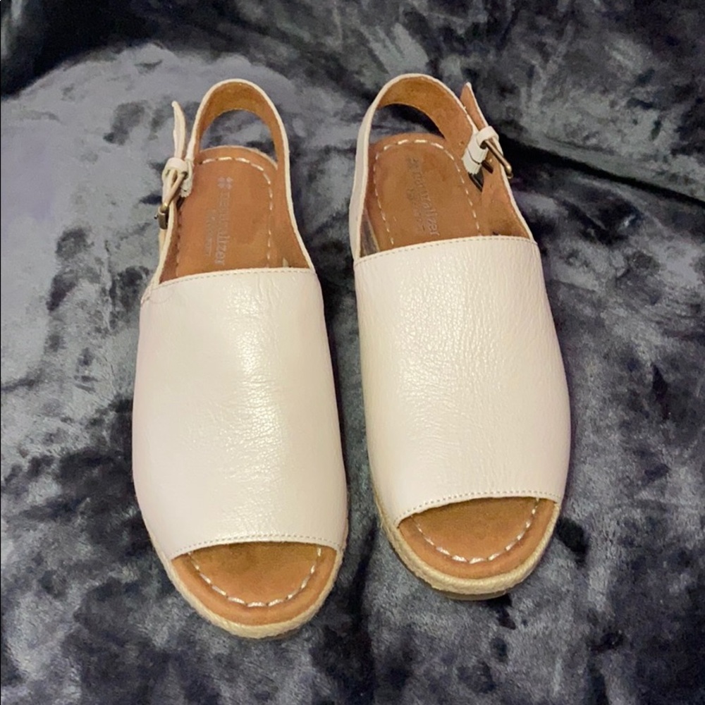 Naturalizer Espadrille Sandals Leather Upper Sz 7